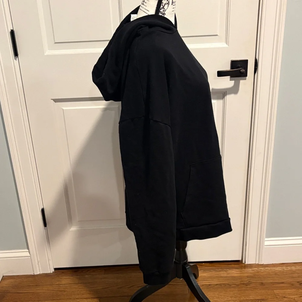 ALO Yoga Hoodie - Picture 5 of 8